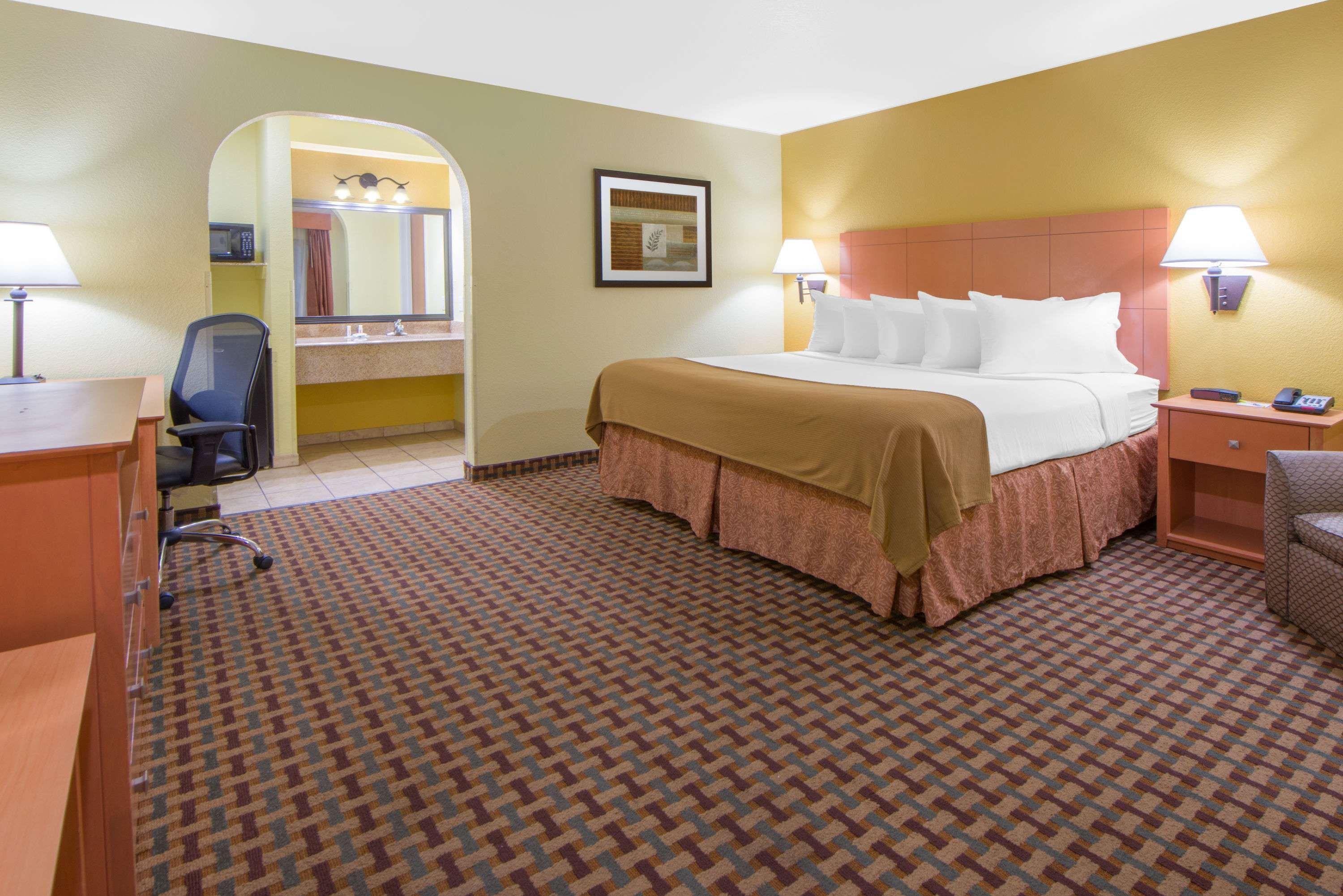 Days Inn By Wyndham Lubbock South Buitenkant foto