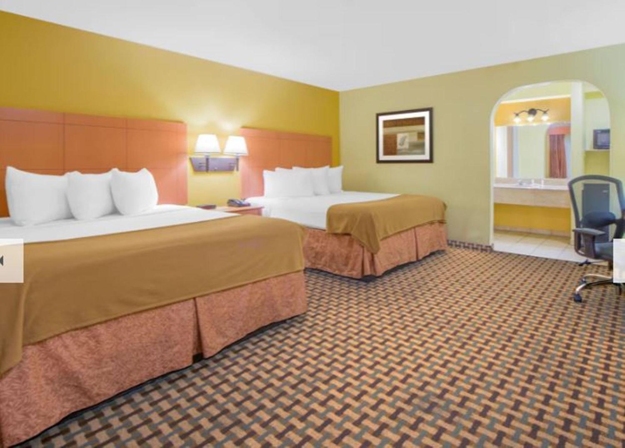 Days Inn By Wyndham Lubbock South Buitenkant foto